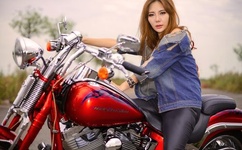 筱崎爱口吐粘液照